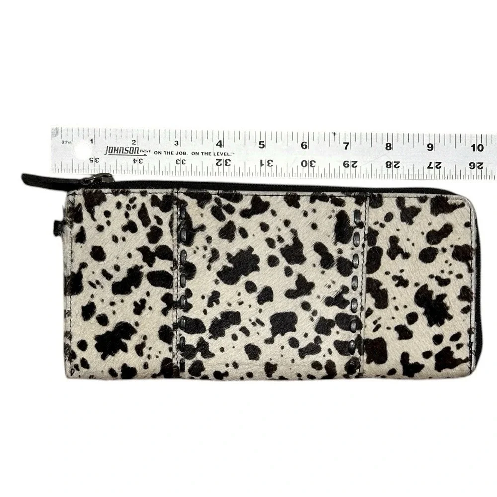 MYRA BAG Cowhide Hair On Hide Wristlet Wallet Brown Ivory Spotted Western Boho - Picture 4 of 7